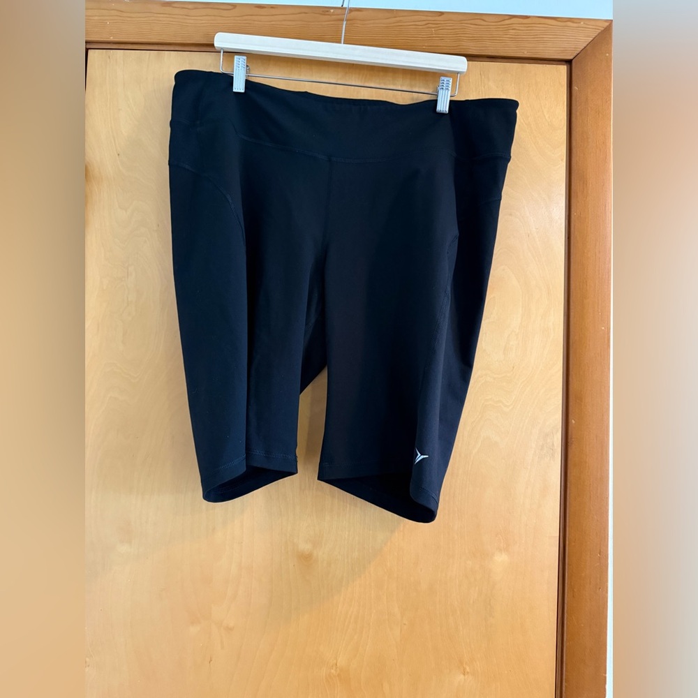 Old Navy Black Women's Bike Shorts